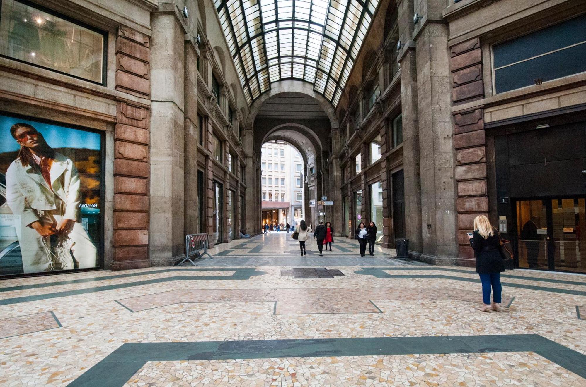 ミラノDuomo View - 2 Min From Duomo Amazing Locationアパートメント エクステリア 写真